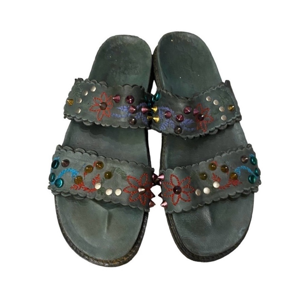 Free People Spellbound Leather Embroidered Studded Slide Sandals SZ 41 or 10 WMN